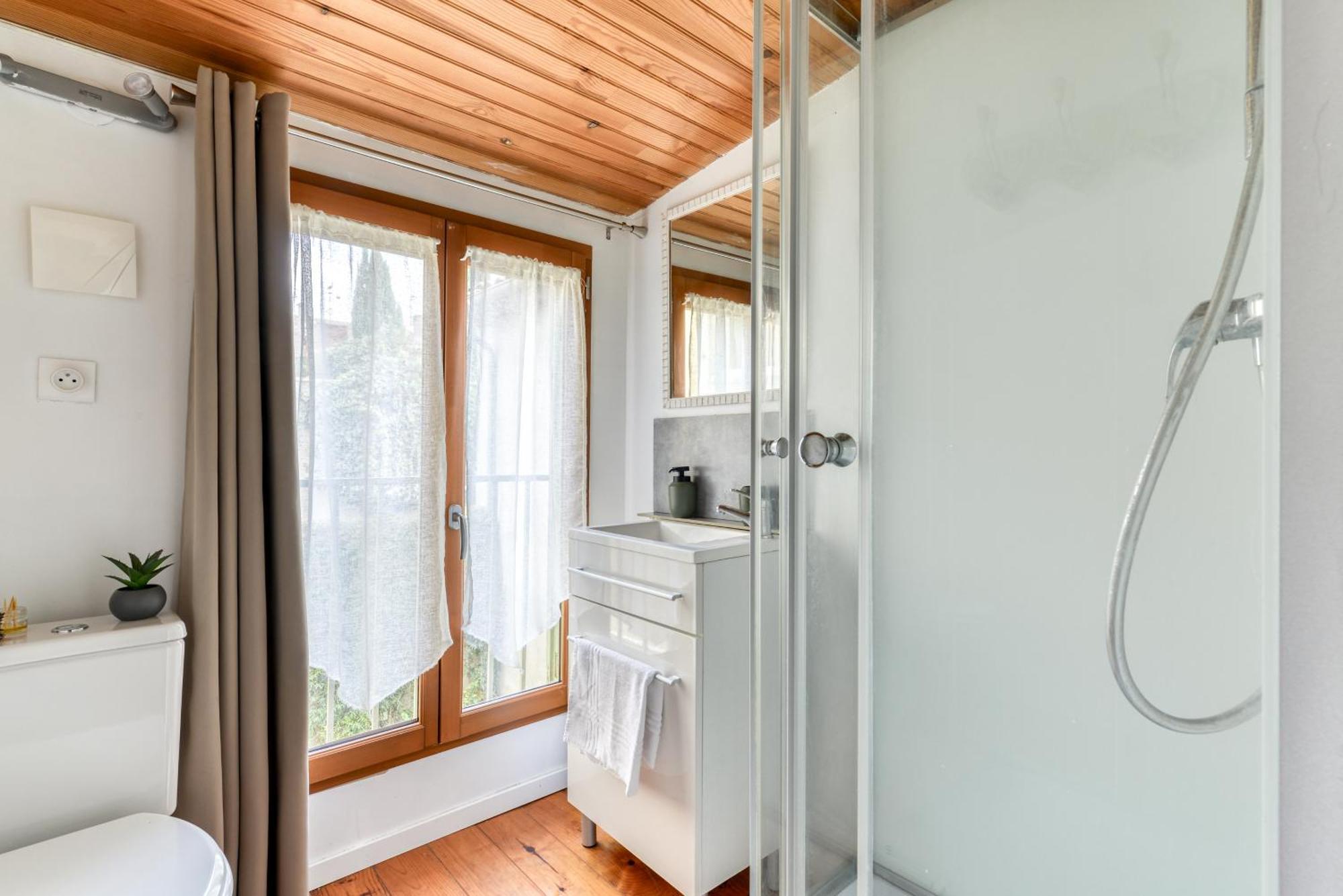 Ferienwohnung Le Patio De La Bastide Avec Terrasse & Netflix - Quartier Paisible Carcassonne Exterior foto